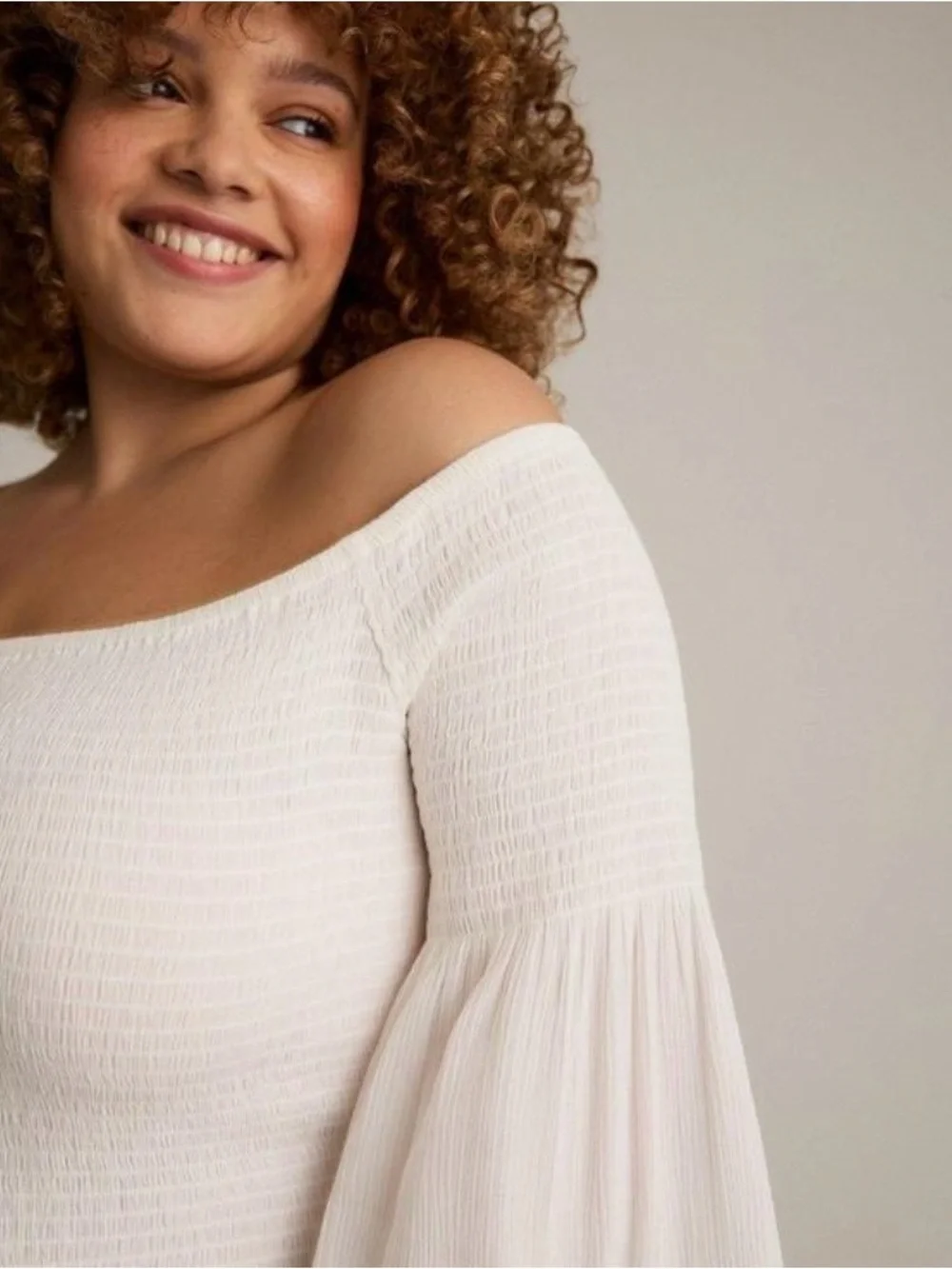 Torrid Festi White Off Shoulder Crop Top - Size 1X - NWT!